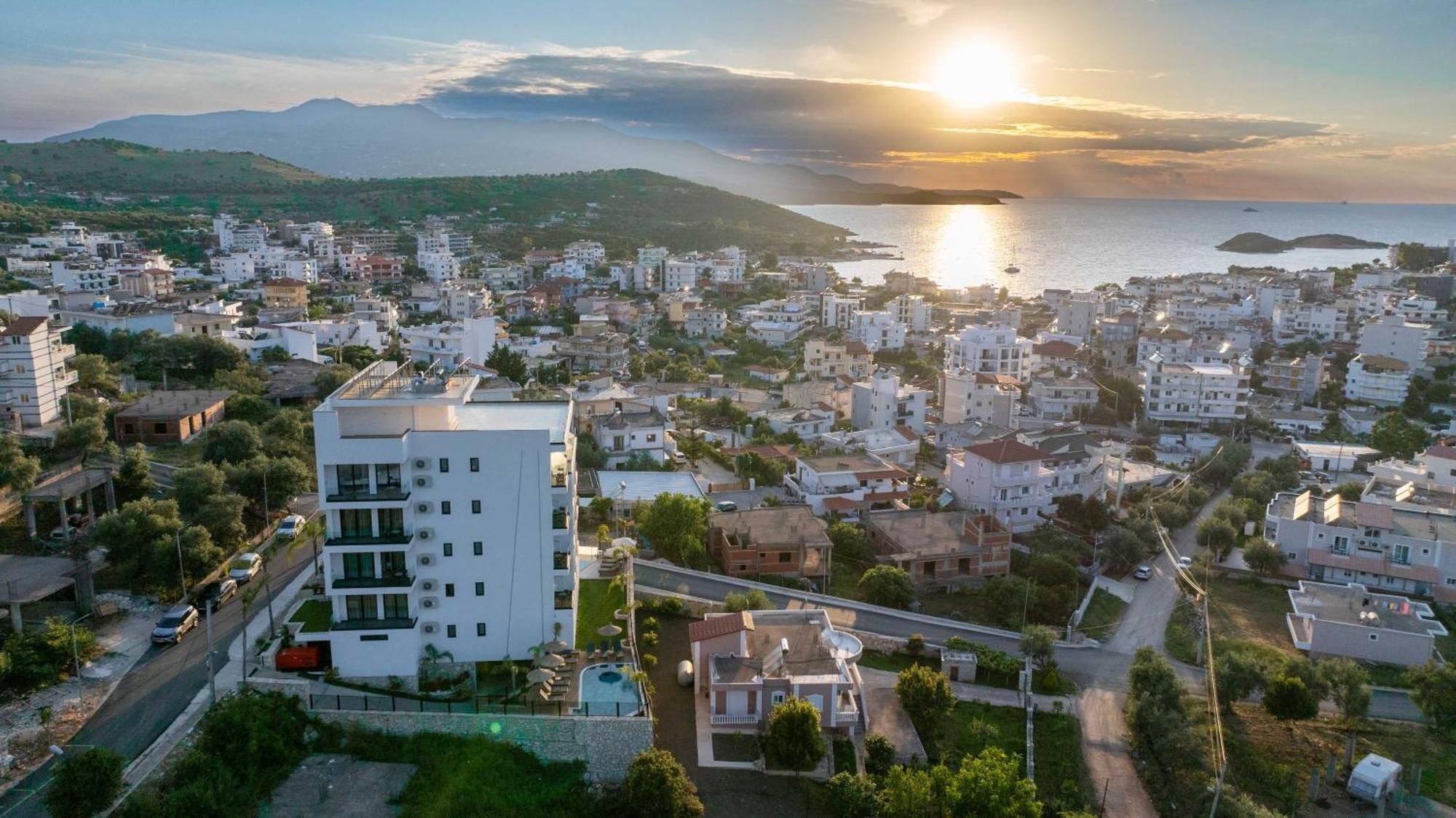 Ori Mare Hotel Ксамил Экстерьер фото